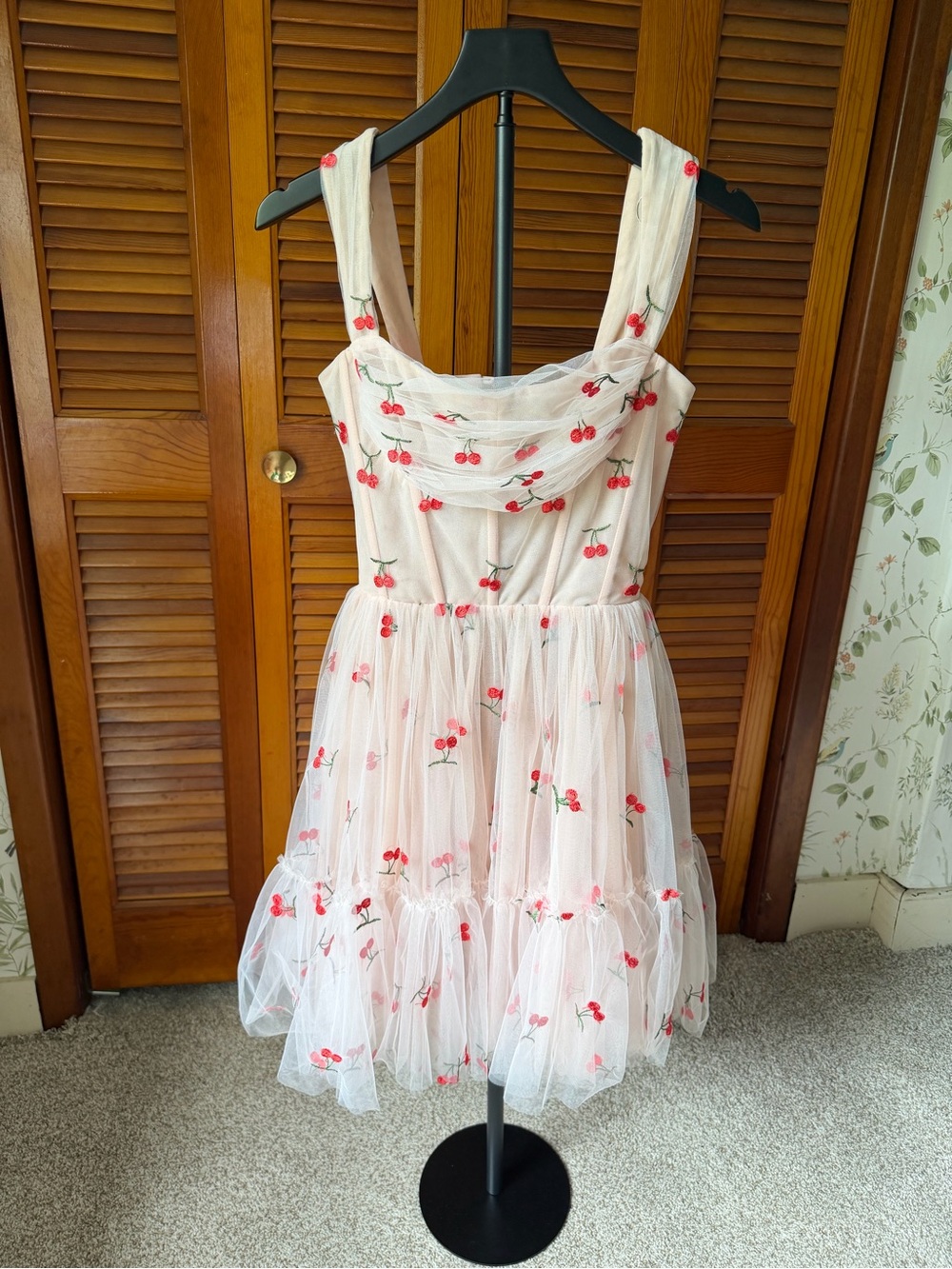 NWOT Teuta Matoshi Pink Cherry Appliqué Tulle Dress sz 10